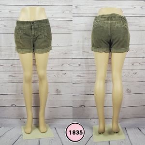 elemenno size 7 short ( 5 for $20 )